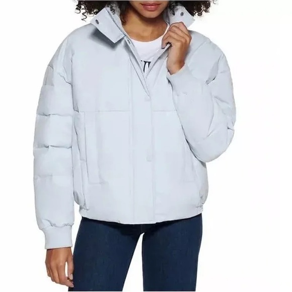 Levi's Womens Cropped Puffer Jacket - Air Blue - size small - Picture 1 of 13